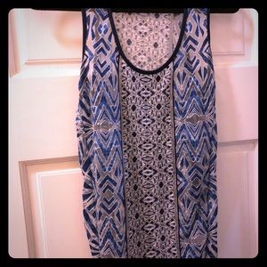 Geometric pattern velvet cut out target top